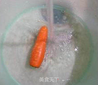 咸肉胡萝卜炒蒜薹的做法步骤：5