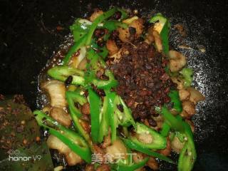 豆豉蒜苗五花肉的做法步骤：9