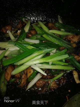 豆豉蒜苗五花肉的做法步骤：10