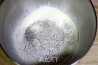 全麦奶油面包----冷藏发酵法，零黄油，春天里的小清新的做法步骤：2