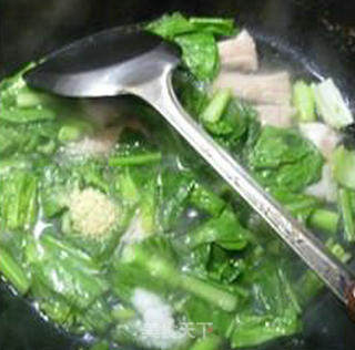 香菇脆油菜蕻粉丝的做法步骤：10