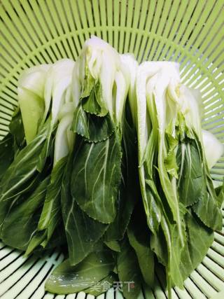 香菇小油菜的做法步骤：2
