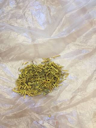 莲蓬须煮鸡蛋（去胎毒）的做法步骤：2