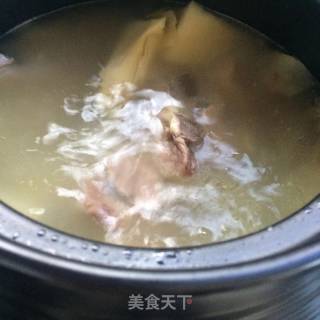 春笋龙骨汤的做法步骤：7
