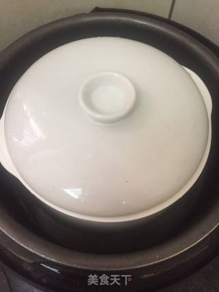 西洋参炖鸡汤的做法步骤：4