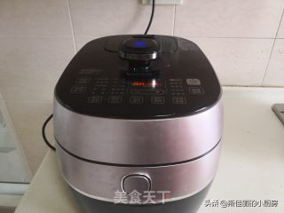 蹄髈焖藕的做法步骤：8
