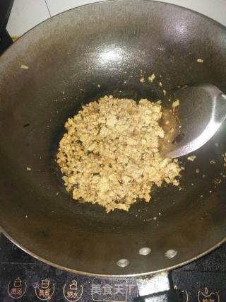 菠菜肉酱拌面的做法步骤：6