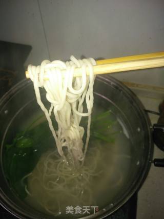菠菜肉酱拌面的做法步骤：9