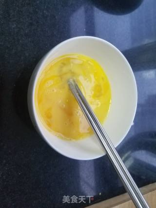 芒果布丁（微波炉）的做法步骤：1