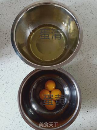 蛋糕卷的做法步骤：1