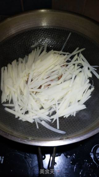 炒土豆丝的做法步骤：5