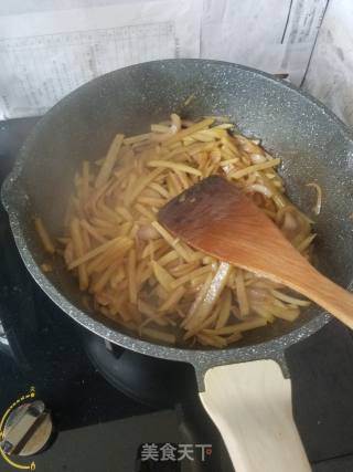 洋葱炒土豆的做法步骤：5