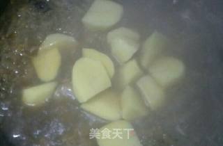 翠花上酸菜大骨的做法步骤：8