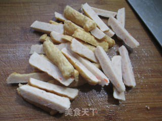 甜不辣炒韭菜芽的做法步骤：2