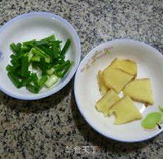 豆腐煮鲈鱼的做法步骤：3