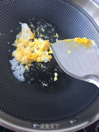 苦菊炒蛋的做法步骤：5