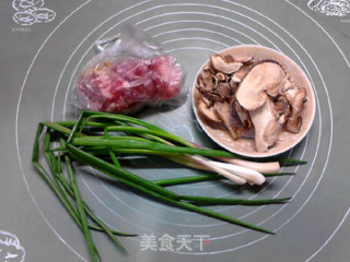 香葱蘑菇肉馅的做法步骤：1