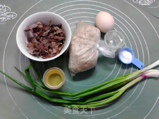 无粉葱香腊肉菠萝蜜核松饼的做法步骤：1