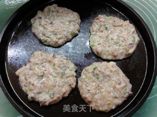 无粉葱香腊肉菠萝蜜核松饼的做法步骤：10