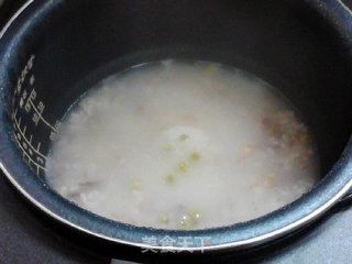 豌豆腊肉糯米粥的做法步骤：8