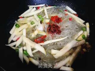 茭白炒粉条的做法步骤：6