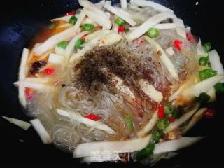 茭白炒粉条的做法步骤：7