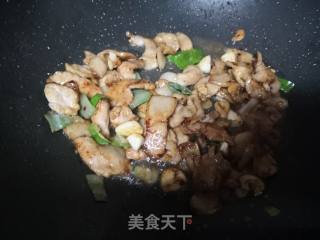 水果黄瓜炒肉片的做法步骤：3