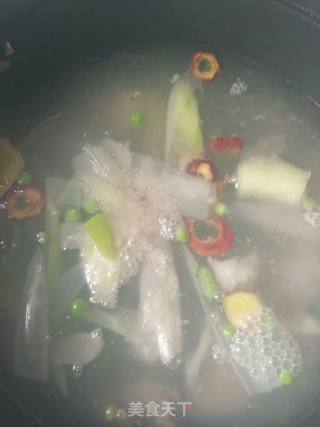 芋头排骨汤的做法步骤：6