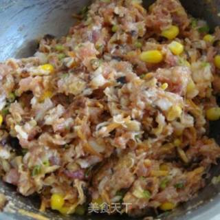 玉米香菇肉末烧卖的做法步骤：5