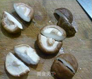 香菇排骨花菜的做法步骤：6