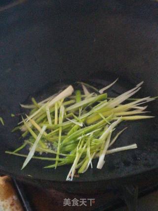 溜莲藕芽菜的做法步骤：2