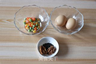 什锦鸡蛋小船的做法步骤：1
