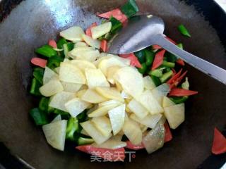 土豆青椒炒火腿的做法步骤：9