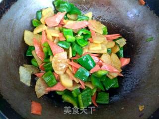 土豆青椒炒火腿的做法步骤：11