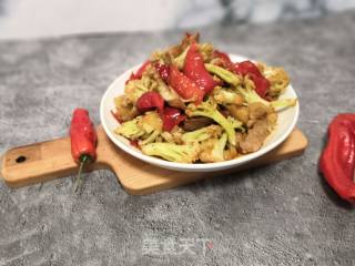红椒肉片炒花菜的做法步骤：10