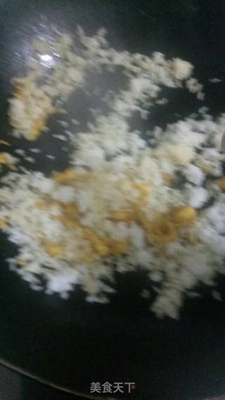 火腿炒蛋饭的做法步骤：4