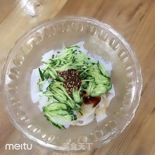 黄瓜拌粉皮的做法步骤：4