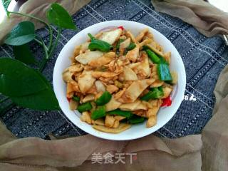 杏鲍菇青椒炒鸡肉的做法步骤：11