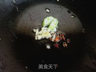 龙豆角炒米皮的做法步骤：4