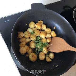香煎小土豆的做法步骤：6