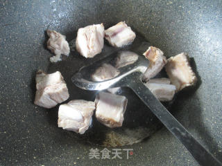 梅豆烧排骨的做法步骤：2