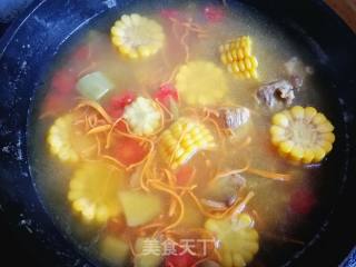 菌菇玉米排骨汤的做法步骤：11