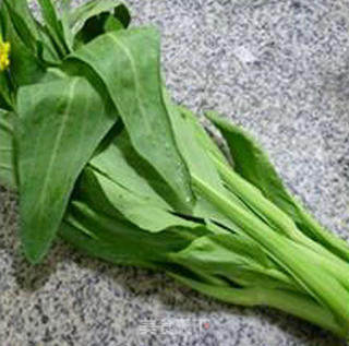 油菜蕻腊肉粉丝的做法步骤：1