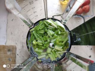 芹菜鸡蛋饼的做法步骤：3