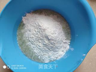 芹菜鸡蛋饼的做法步骤：5