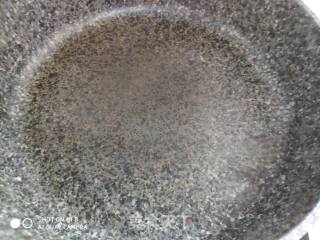 芹菜鸡蛋饼的做法步骤：7
