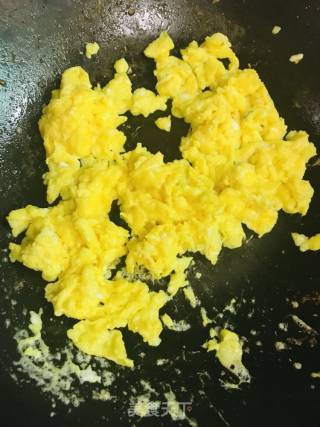 蛋炒河粉的做法步骤：5