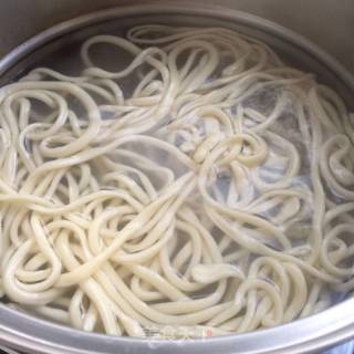 油泼茄汁棍棍面的做法步骤：8