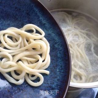 油泼茄汁棍棍面的做法步骤：9