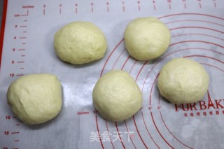 淡奶油热狗面包的做法步骤：7